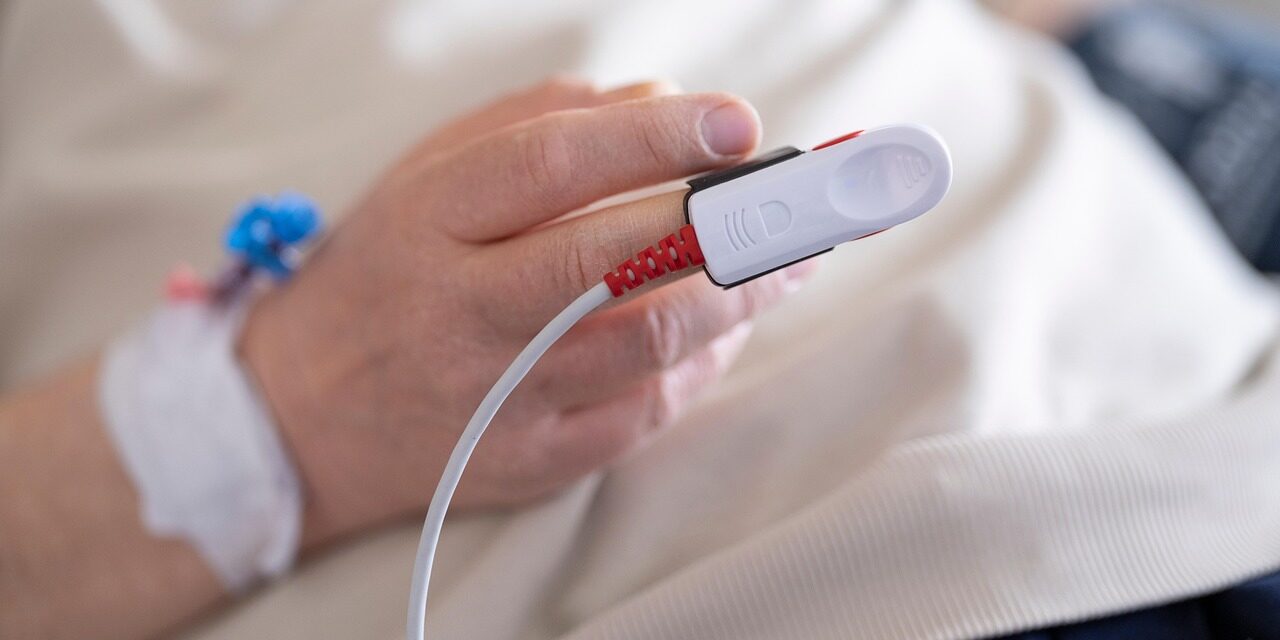 When to Choose a Walk-In Clinic for Sudden Illness